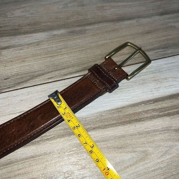 L.L. Bean Leather Belt Men’s Size 42 Brown Gold Tone Buckle USA Made Work Chore - Picture 5 of 8